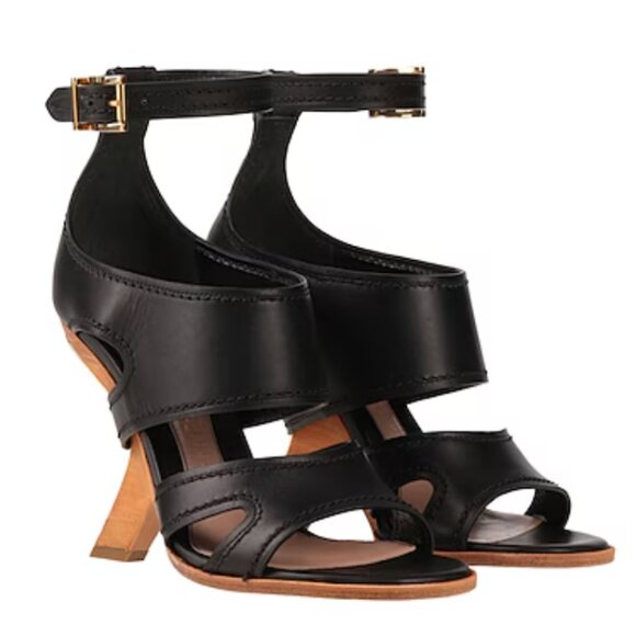 Alexander McQueen Wooden Heel Strappy Black Leather Pumps - Picture 5 of 15